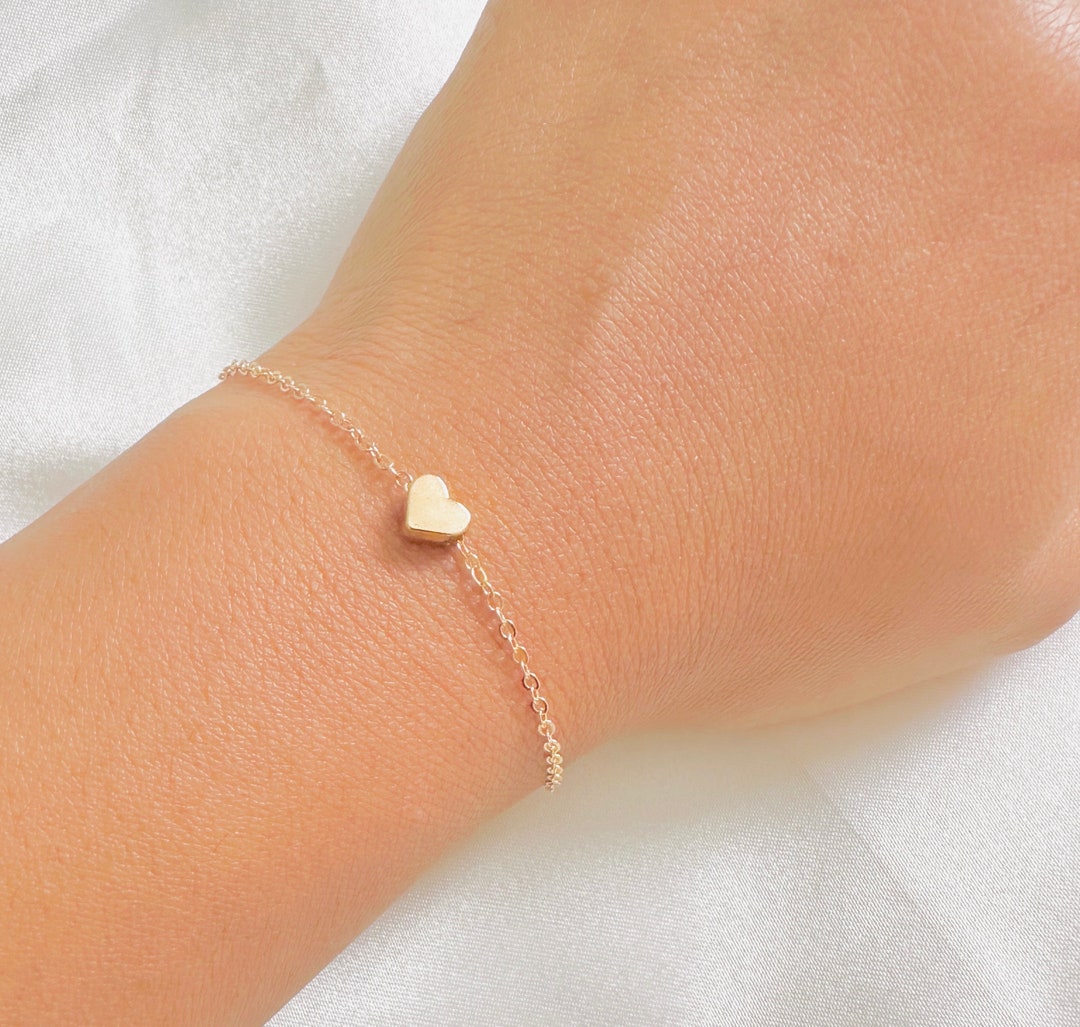 Delicate heart best sale bracelet