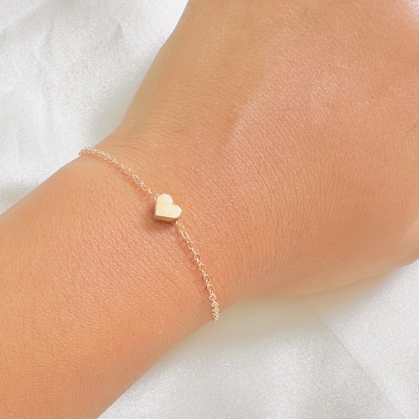 Winziges Herz Armband, zartes Herz Armband Gold/Silber Armband, zierliches Armband, schlichtes Kettenarmband, Geschenk für sie