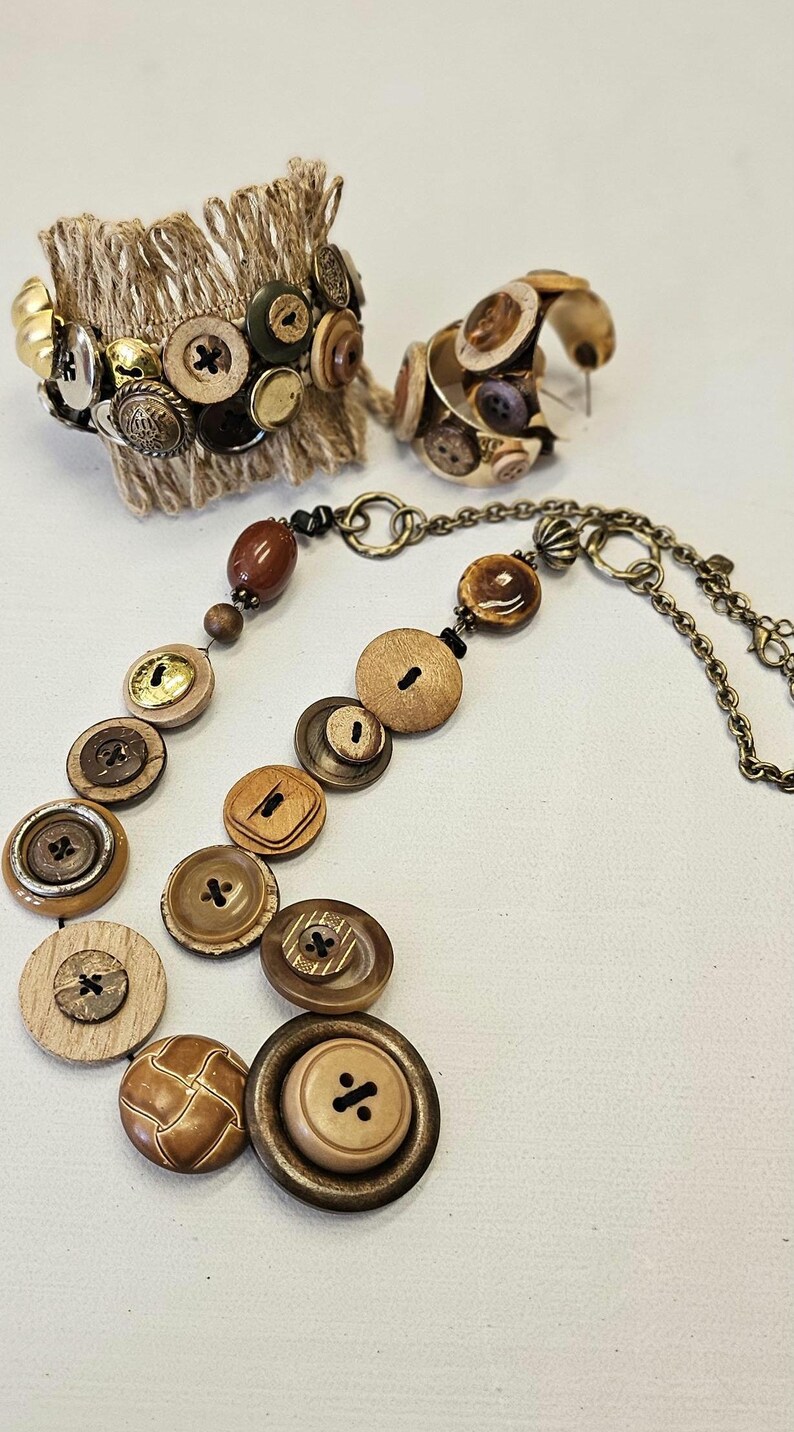 All Buttoned up Repurposed Button Set - Etsy