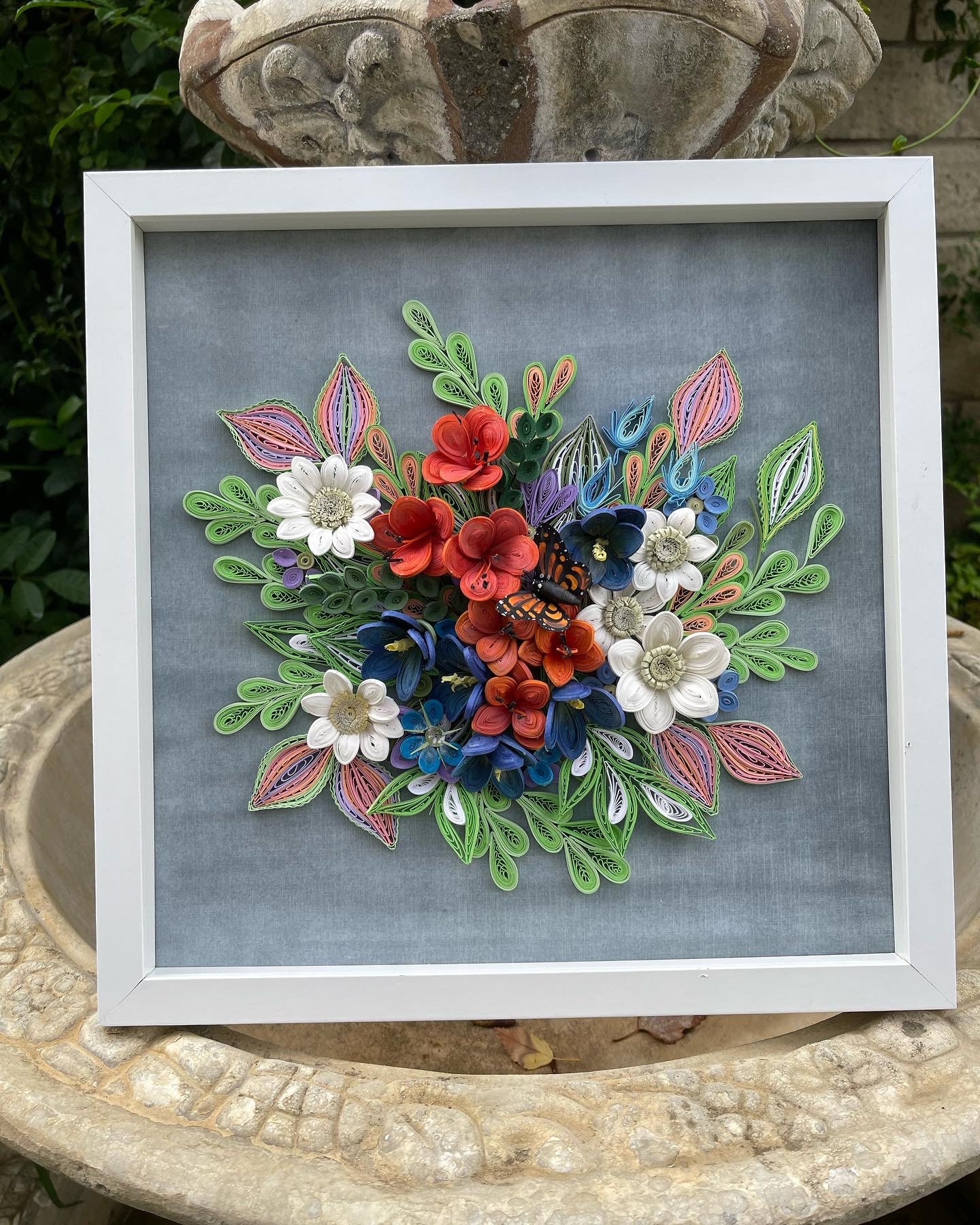 Easy Paper Quilling Craft: Quilled Flower Frame - SheSaved®