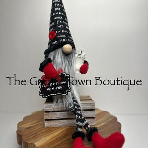 Friends themed Gnome