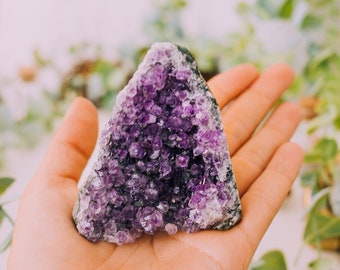 Raw Amethyst Druzy Geode Cut Base, Uruguay origin AAA Quality, Amethyst Cut Base, Standing Geode, Raw Quartz, Healing Crystals, Cluster