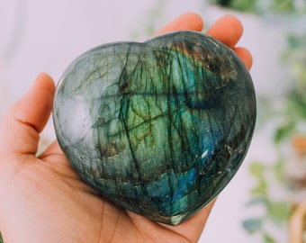 XL Large Labradorite Puffy Heart, Natural Crystal, Gift, Meditation, Metaphysical, Reiki, Healing Crystals, Stone Heart, Throat Chakra