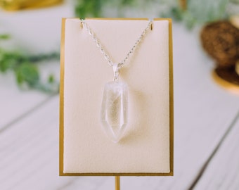 Natural Clear Quartz Necklace Point - Raw Clear Quartz Crystal Necklace Pendant - Healing Crystals - Crystal Healing Necklace