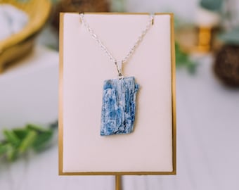 Kyanite Necklace - Raw Blue Kyanite Crystal Necklace - Raw Kyanite Jewelry - Blue Kyanite - Healing Crystals - Natural Kyanite Blade Pendant