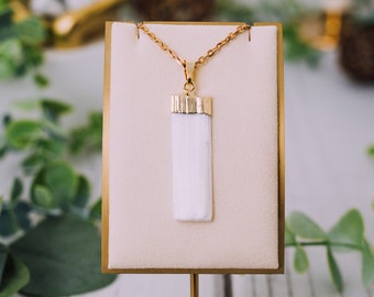 Selenite Pendant Gold Plated, Selenite Jewelry, Selenite Necklace, Gift, Raw Selenite Crystal, Healing Crystals