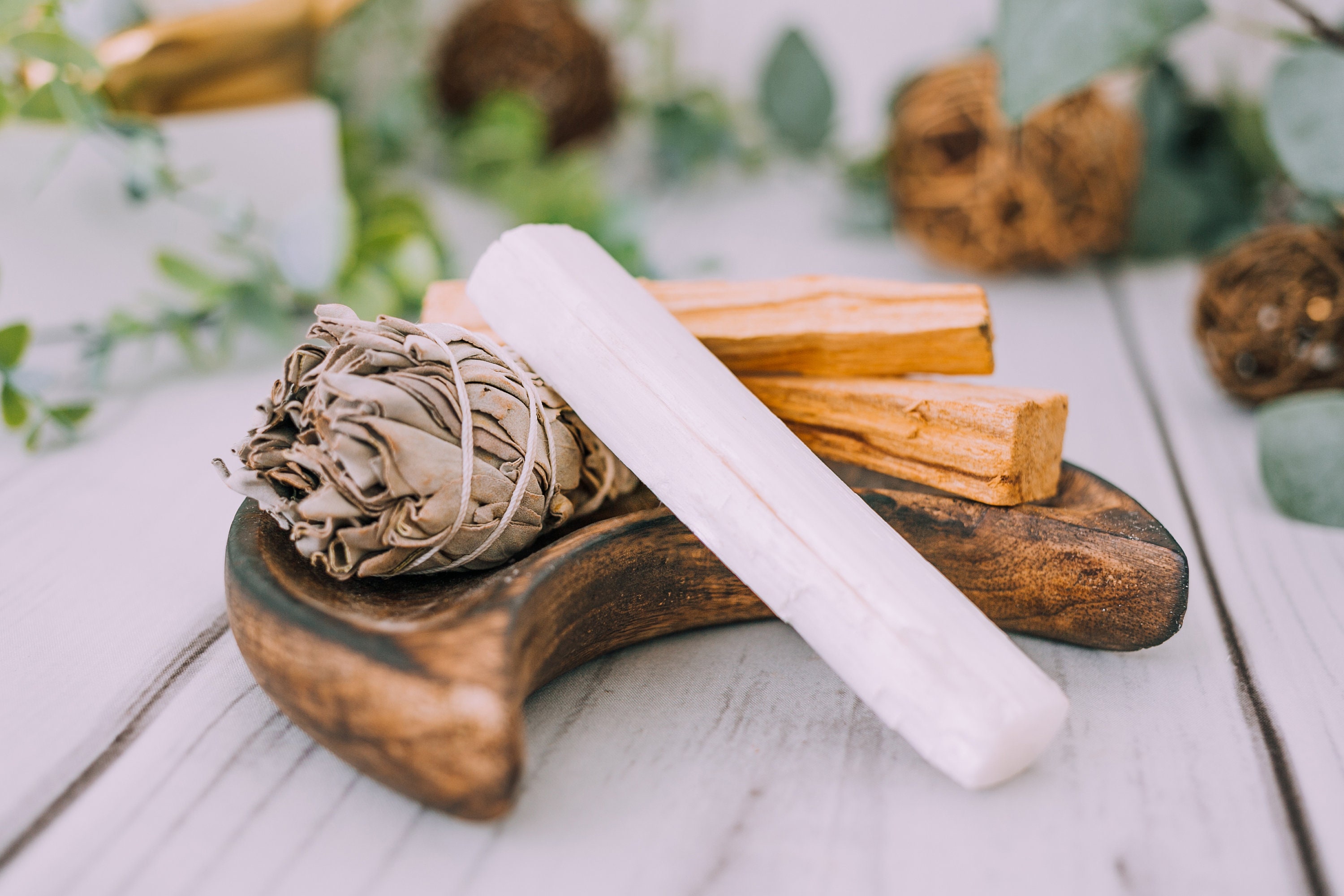 Smudge Cleansing Kit Bundle, Gift Set - 2 Palo Santo Sticks, 5 ...