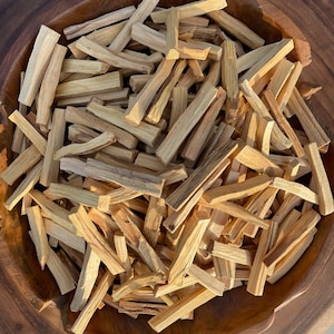 Bulk Organic Peruvian Palo Santo Smudge Sticks