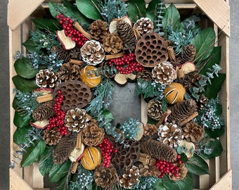 Festive Cinnamon Holiday 20" Wreath