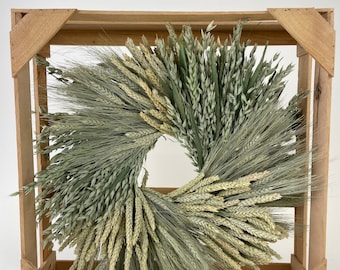 Clustered Grains 20” Wreath
