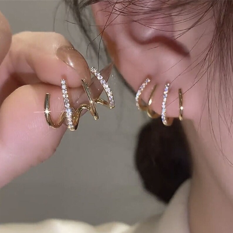 Claw stud earrings，Statement silver earrings stud，Charms wrap huggie earrings, Dainty fall earrings for her，Unique earrings 