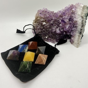 Chakra Pyramid - Chakra Set- Engraved Pyramid Shaped Chakra Stone - Chakra set includes Pouch