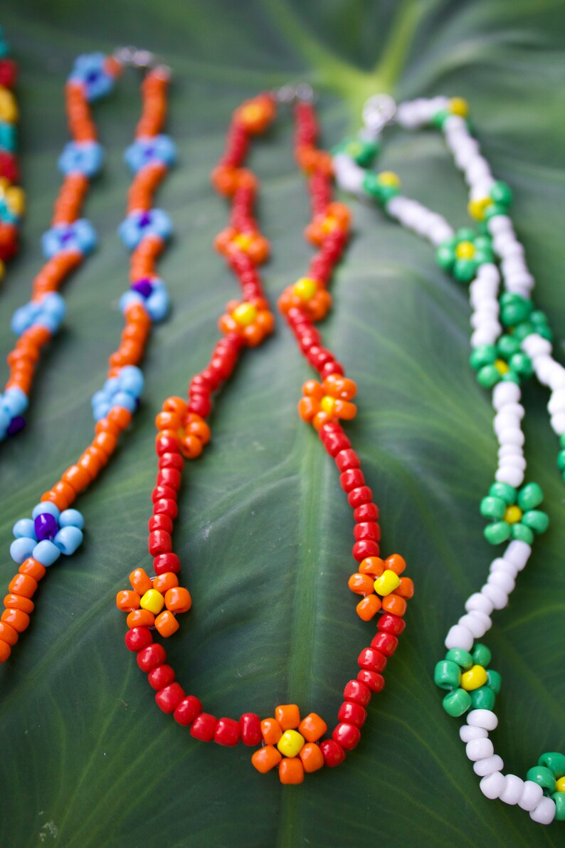 aesthetic seed bead necklace