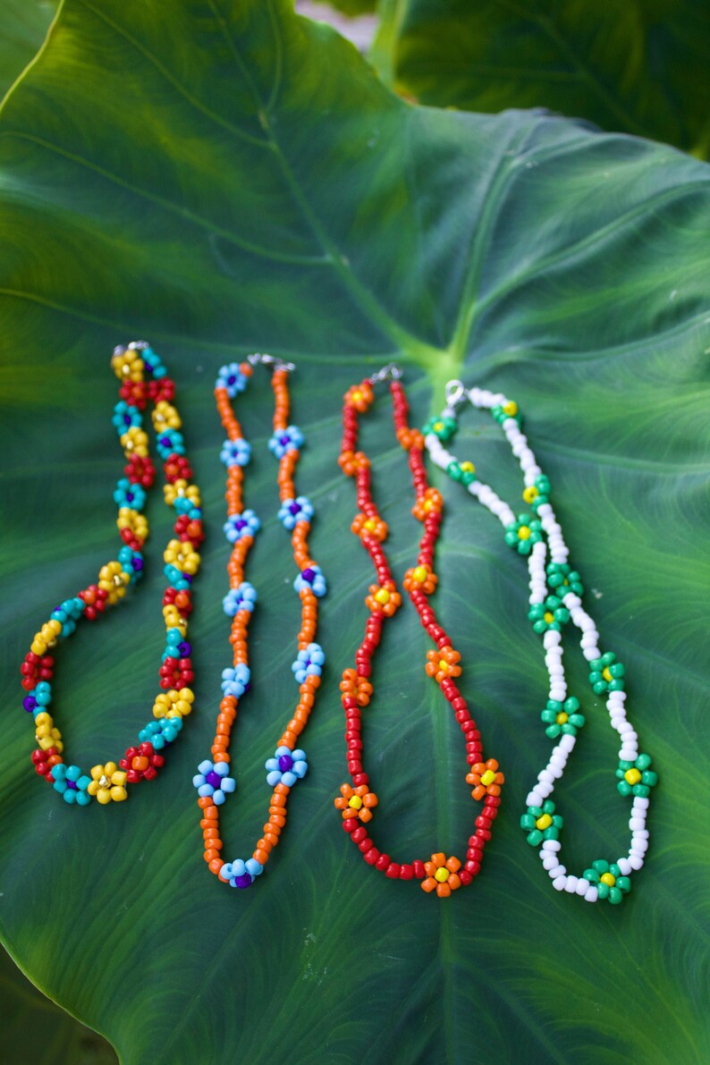 aesthetic seed bead necklace
