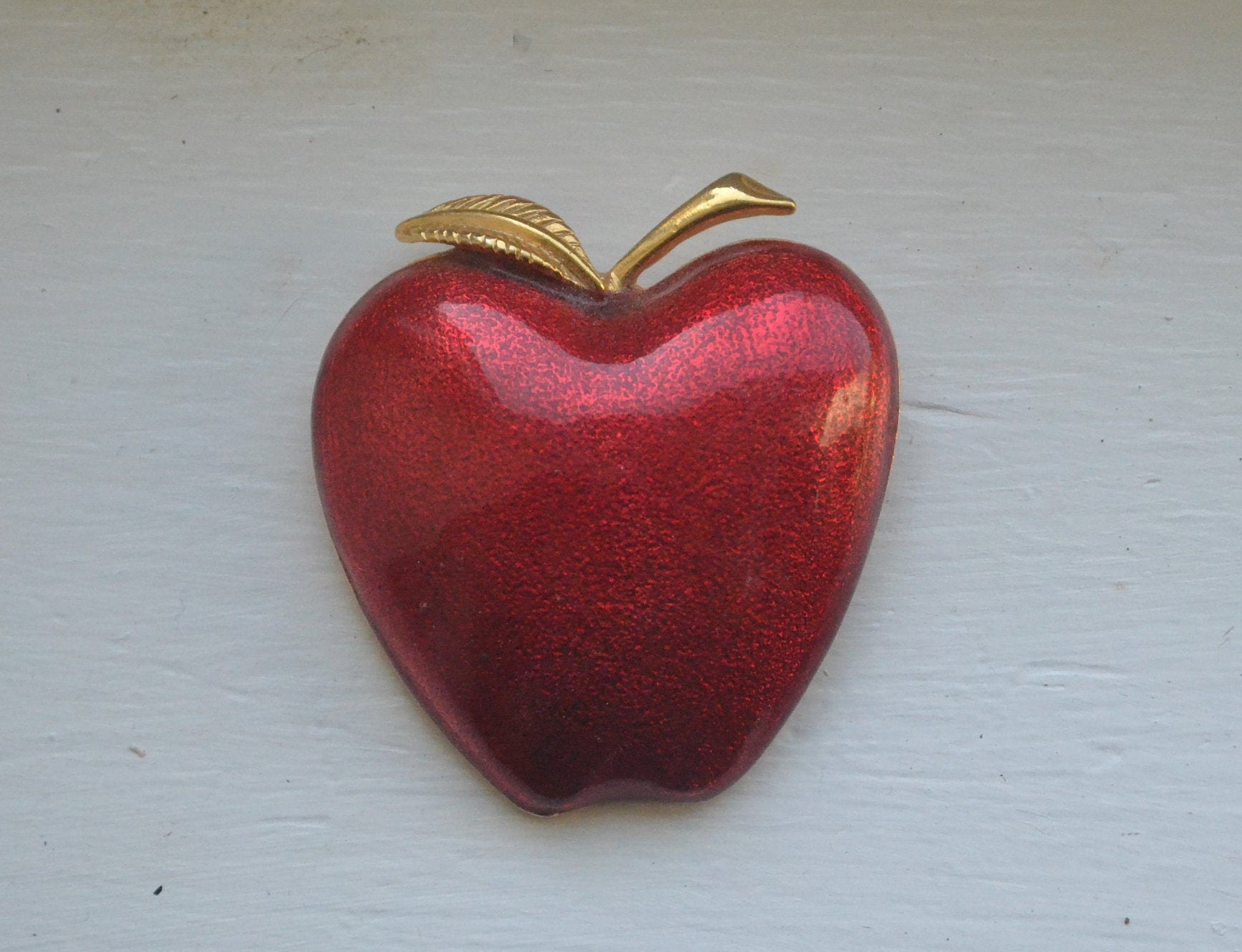 Red apple pin/ Women's lapel pin/ Vintage jewelry/ Fruit Etsy
