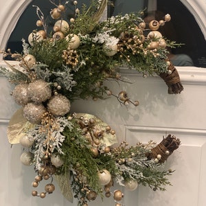 Christmas wreath, Gold wreath, Crescent wreath, grapevine wreath, holiday wreath, New Year’s wreath, Ornament wreath, Pearl wreath