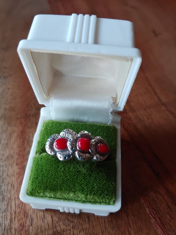 Sterling silver and triple coral ring