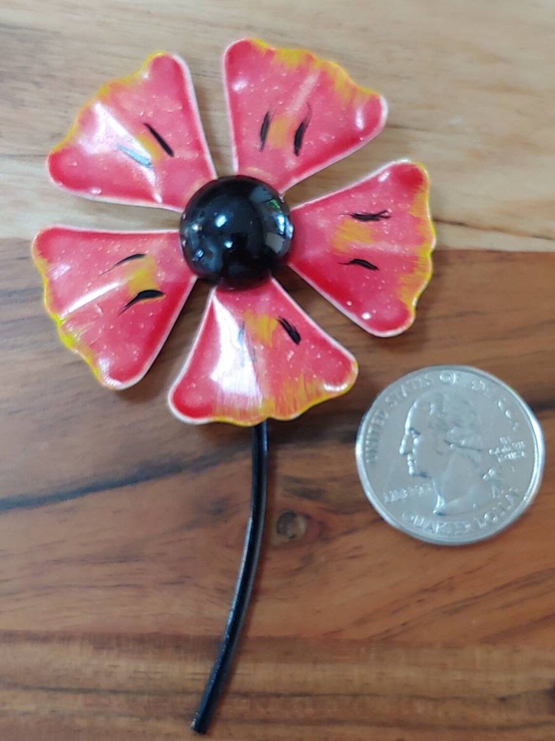 Vintage rote und schwarze Blumennadel | Etsy