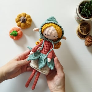 Amigurumi dolls Elf Julia English pattern