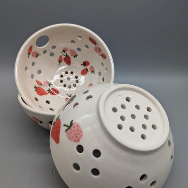 Ceramic Berry Bowl Etsy