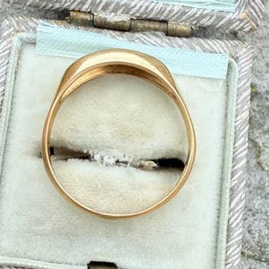 Antique 5 Stone Diamond Ring, Old Cut Diamond, Mine cut diamond, 18CT Gold Wedding Ring image 4