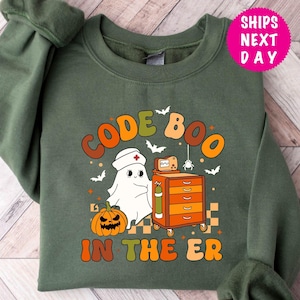 Retro Halloween akutsjuksköterska tröja: Code Boo rolig gåva