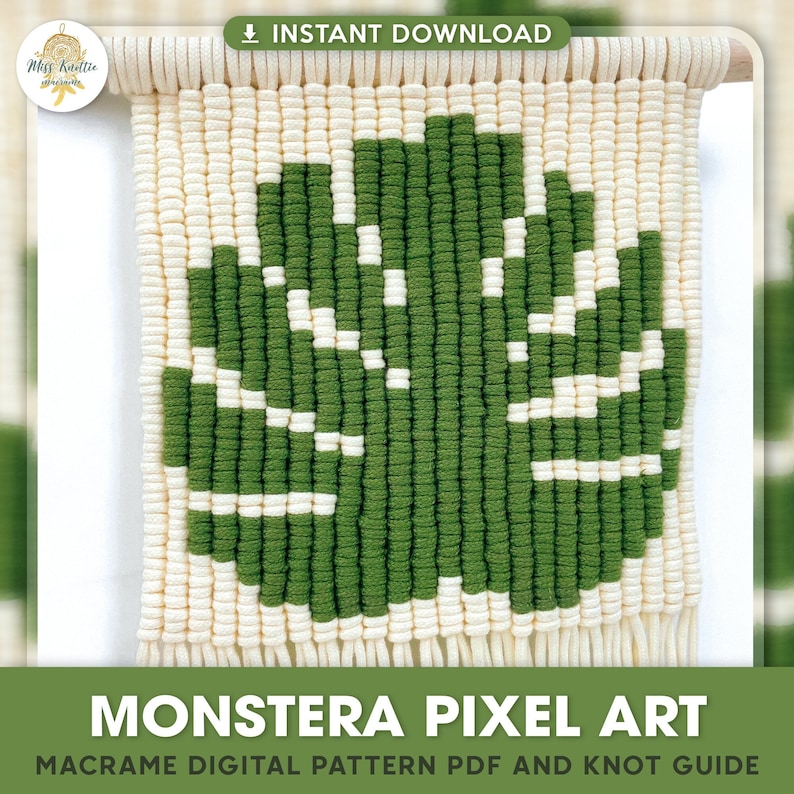 K&ouml;nnte beinhalten: Ein digitales Muster f&uuml;r eine Makramee-Wandbeh&auml;nge mit einem gr&uuml;nen Monstera-Blatt mit wei&szlig;en Akzenten. Das Muster hei&szlig;t "Monstera Pixel Art" und enth&auml;lt eine Knoten-Anleitung.