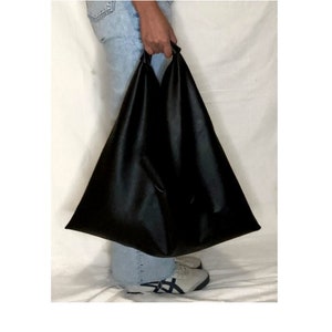 Bolso de mano triangular / Bolso de origami / Bolso grande y grande / Llevar todo el bolso / mm6