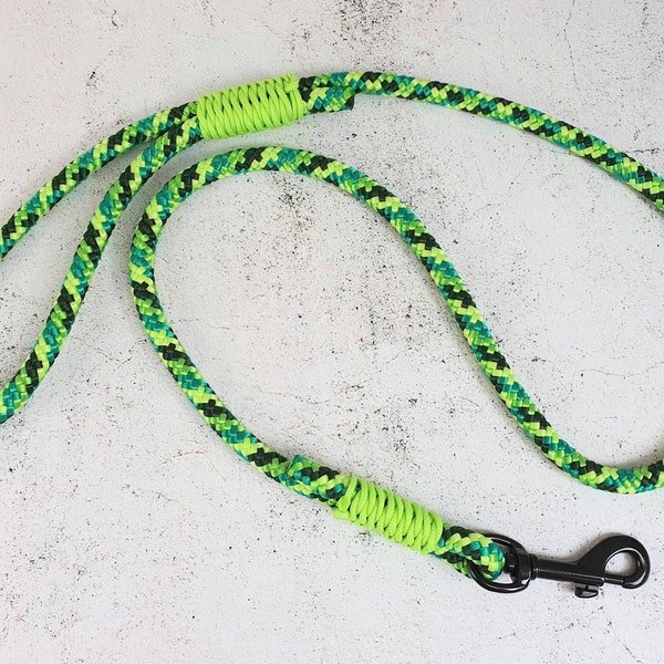 Dog leash made of rope with paracord, 1 m leash with hand strap, beautiful and simple, sports leash, everyday leash, leash for medium large dogs