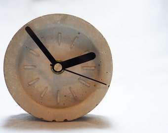 Horloge de table en béton, horloge de bureau ronde, décoration intérieure