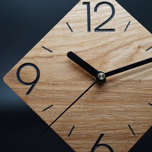 Reloj de pared de roble, moderno, minimalista, único, 15 cm, idea de regalo, mobiliario para el hogar, decoración imagen 3