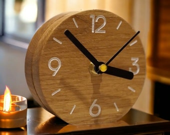 Horloge de table en chêne, ronde, minimaliste, bois