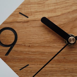 Reloj de pared de roble, moderno, minimalista, único, 15 cm, idea de regalo, mobiliario para el hogar, decoración imagen 7
