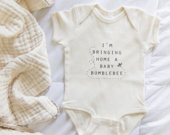 Baby Bumblebee Bodysuit / Baby Onesie / Baby Boy Clothes / Baby Girl Clothes / Baby Clothes / Unisex / Minimalist Baby Apparel / Baby Gift