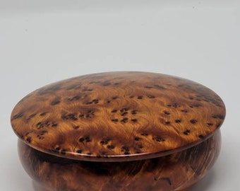 Cedar  Burl Mushroom Shaped box (medium 2.5” X 2.5” X 2”) good gift for **<<THANKSGIVING>>**