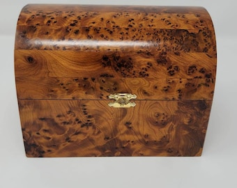 WOODEN JEWELRY BOX, Great cedar Wood Handmade Jewelry Trinket Wood Box Handcrafted Inlaid .good price for <<thanksgiving>>