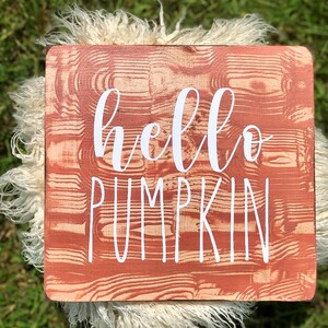 hola signo de calabaza, signo de calabaza, signo de otoño, decoración de porche