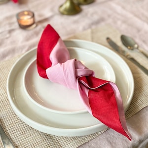Set of 2 or 4 Pink and Red Linen blend Napkins Set | Linen Napkin UK | Wavy Edged Scalloped Napkin Set | Dinner Party Napkins