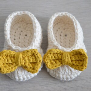 Crochet Baby Booties Pattern - Bow Shoes Tutorial (PDF) image 3