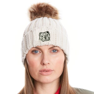 Presentes de roupas para proprietários de bulldog inglês, gorro bordado de malha grossa super macia com Pom Pom da House Of Dog.