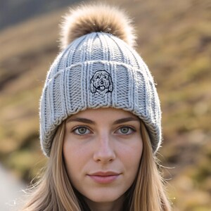 Cockapoo Cavapoo Besitzer Kleidung Geschenke, Kunstpelz Pom Pom Grobstrick super weiche Unisex gestickte Mütze aus dem Hause Dog