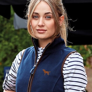 Fox Red Labrador Gift Owner Clothing Gift Embroidered Women&#39;s Fit Fleece Gilet.