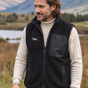 Basset Hound Owner Gifts Embroidered Unisex Eco-Friendly Sherpa Fleece Body Warmer Gilet.