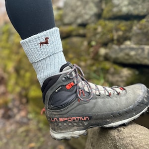 Dackel Doxie Geschenk Damen Wollmischung Stiefelsocken mit Kissensohle aus dem Haus der Hunde x 2 PAARE. Einheitsgröße Damen 4-8