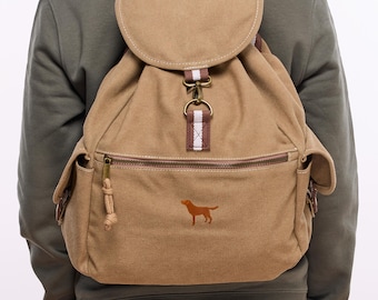 Sac à dos brodé en toile de style rétro vintage Fox Red Labrador Gifts. Un produit unique de la maison du chien.