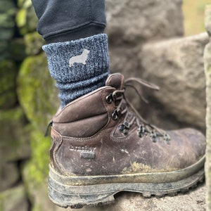 Regalo para dueños de Corgi (DOS PARES): Calcetines de bota de mezcla de lana para hombre, suela acolchada, de The House of Dog (2 pares). Talla única para hombre (7-11)