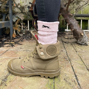 Whippet Besitzer Geschenk (ZWEI PAARE) Damen Wollmischung Stiefelsocken mit Kissensohle von The House Of Dog x 2 PAARE. Einheitsgröße Damen 4-8
