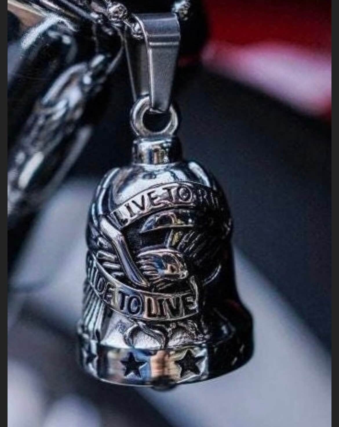 Design creativo metallo Cool stile meccanico moto campana ciondolo collana  angelo ala campana portachiavi moto Guardian Bell - AliExpress