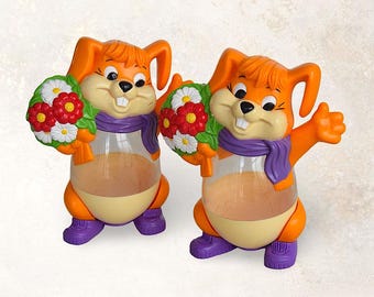 VTG Easter Pair "Ferrero" Plastic Fillable Bunny Egg Candy Containers - Easter Collectibles - (6.75 inch / 17 cm)