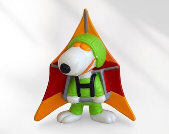 VTG 1958-1966 "Snoopy Hang Glider" Toy Character - Peanuts - Collectible Fun Figure - Hand Painted Rubber - Hong Kong - (3 inch / 7.6 cm)